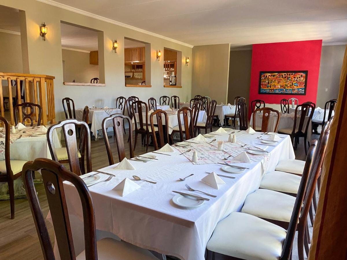 The Historic Hogsback Inn Bagian luar foto