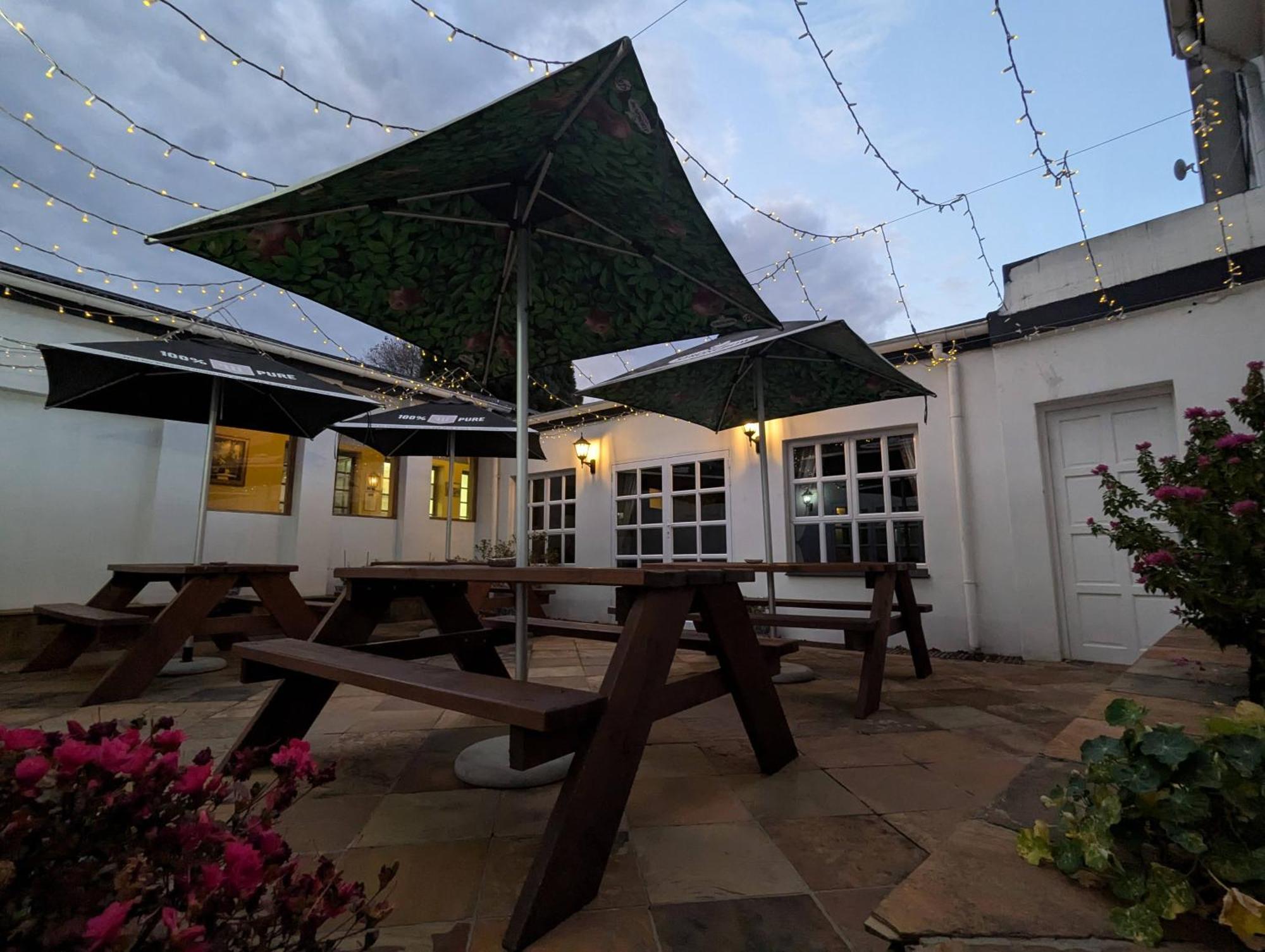 The Historic Hogsback Inn Bagian luar foto